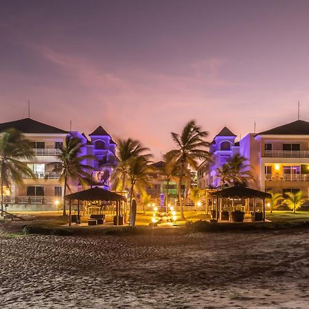 Atlantic Palace Family Inn Aquiraz Exterior photo